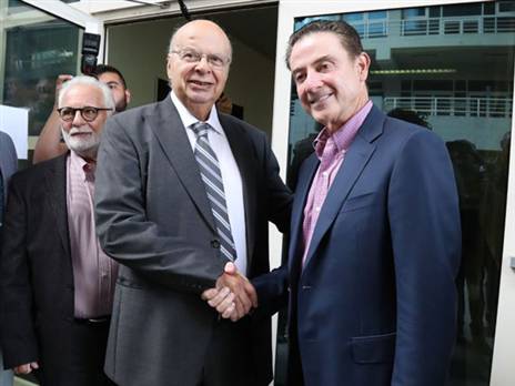 "כבוד גדול". פיטינו