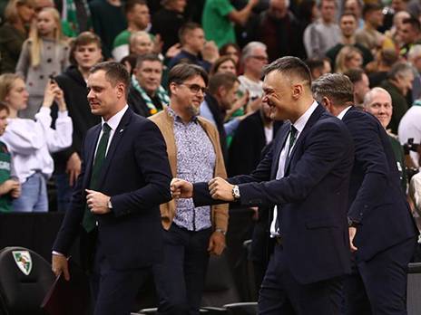 שאראס. חגג מול הצהובים (Getty)