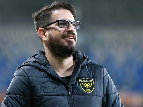 חוגג. ביקש מבניון לראיין מאמנים נוספים (מאור אלקסלסי)