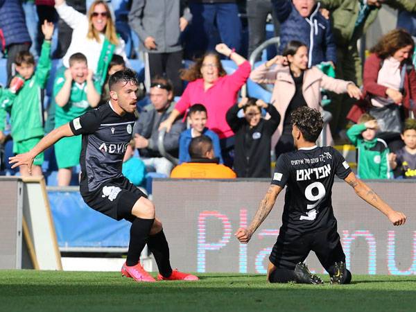 אפריאט חגג (לירון מולדובן)