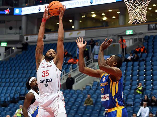 תומאס הצטיין (ברני ארדוב)