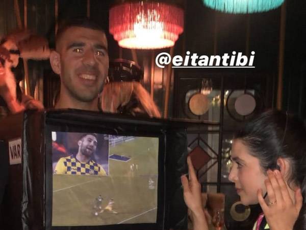 וגולת הכותרת: איתן טיבי הולך ל-VAR (מתוך האינסטגרם של טיבי)