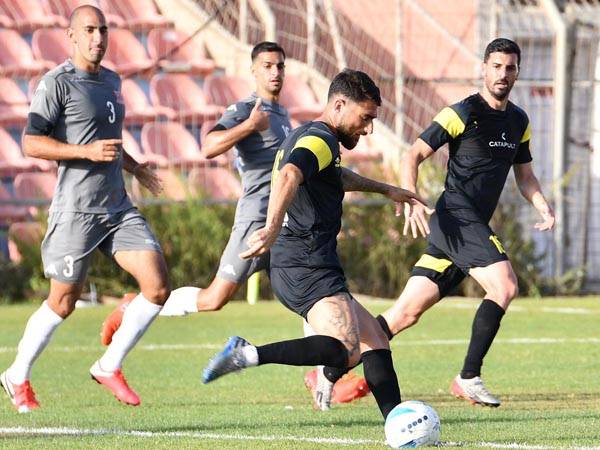 עטר חזר הביתה (באדיבות בית"ר ירושלים)