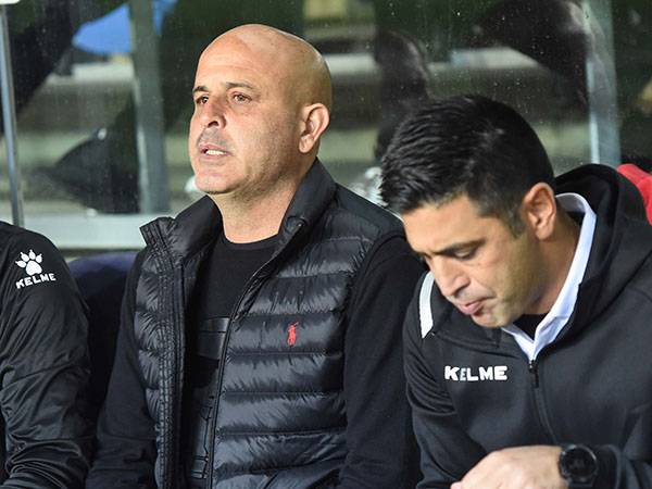 כעת, יצטרכו לחפש חלוץ. אבוקסיס וברדה (צילום: דני מרון)