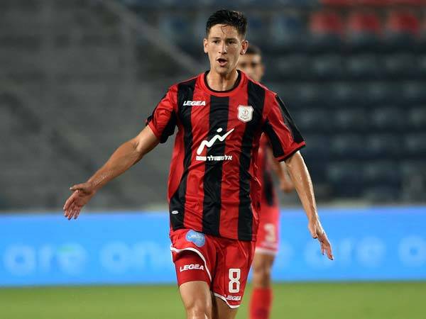 ללא שערים (ברני ארדוב)