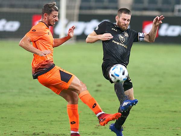 "ההגנה היא תוצאה של כל הקבוצה". ייני (צילום: אלן שיבר)