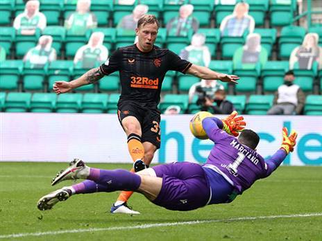 הצלת הענק מול ריינג'רס (Getty)