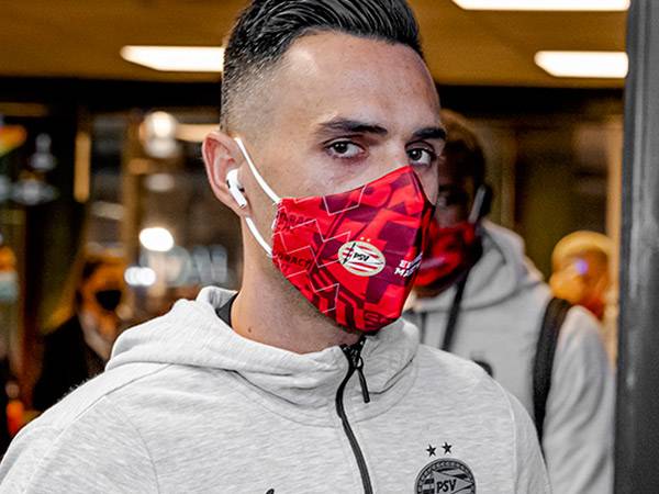 מחפש שער בכורה, זהבי (פ.ס.וו)