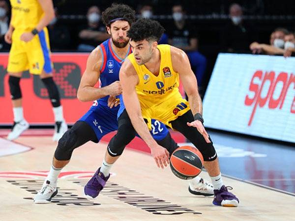 בראיינט. מאמין בקבוצה (באדיבות אנדולו)