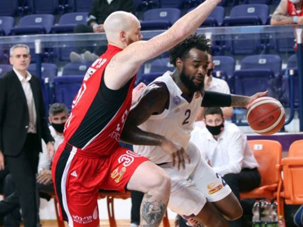 יאנג. בכורה מאכזבת (מנהלת הליגה, לילך וייס)