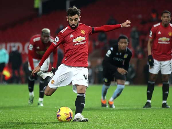 אבל פנדל מדויק של פרננדש הכריע (getty)