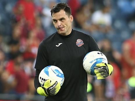 שטקוס. הולך עם קלינגר מימי הפועל חיפה (דני מרון)