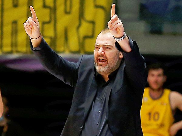 דדאס, חוזרים לליגה המקומית (אלן שיבר)