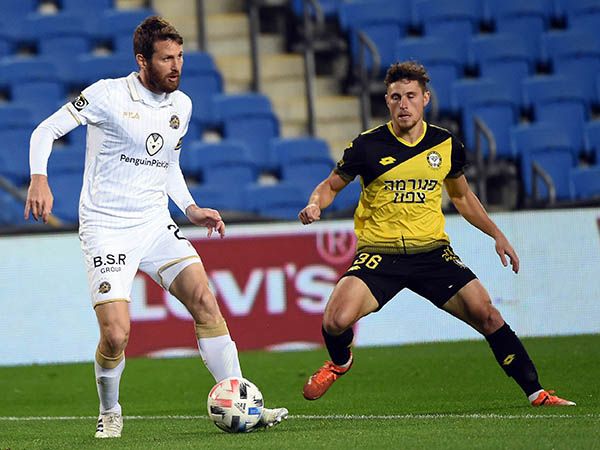 ייני: "הסגל שלנו בשנים האחרונות מעולה" (ברני ארדוב)