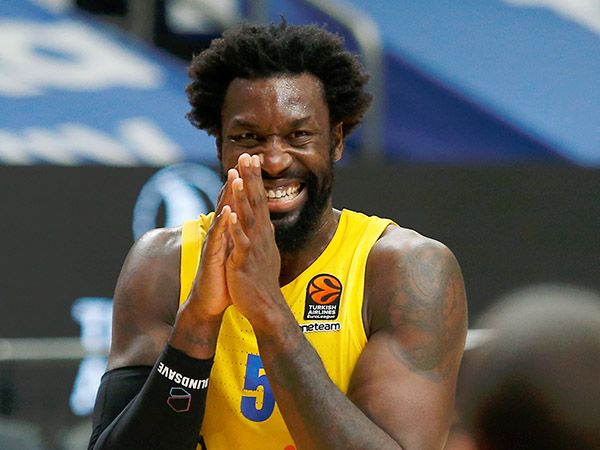 האנטר. דאבל דאבל שלא  הספיק (אלן שיבר)