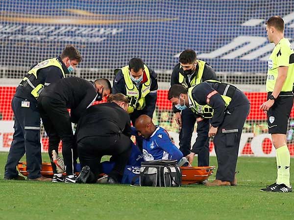 דאגה מהפציעה שלו. אינברום (צילום: אלן שיבר)