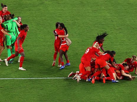 זהב היסטורי לקנדיות (GETTY)