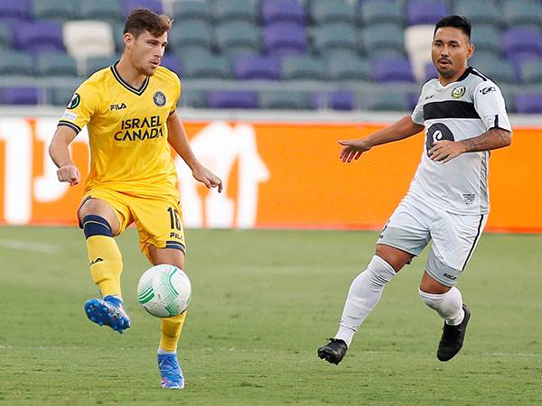 בכורה חלומית באירופה (אלן שיבר)