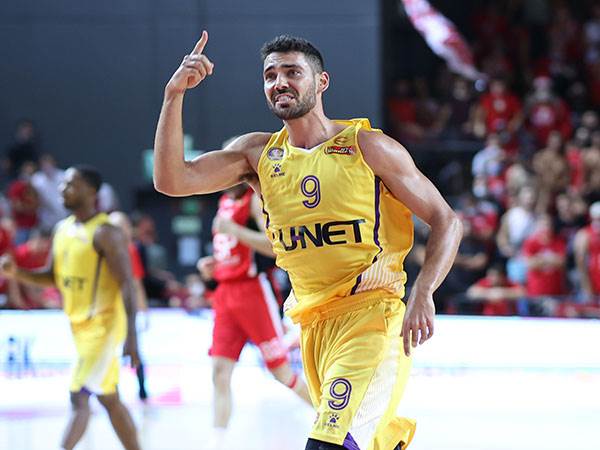 בחולון רוצים שוב להגיע רחוק (דני מרון)