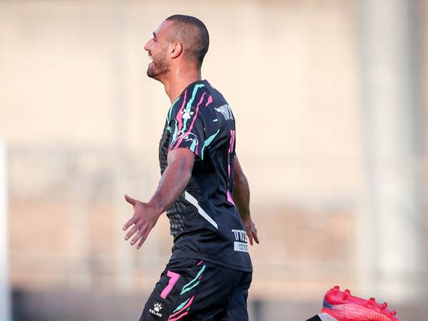 (אנצ'ו ג'וש, סוכנות ג'יני)