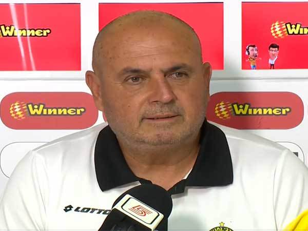 "עם כדורגל שמח נהיה טובים"