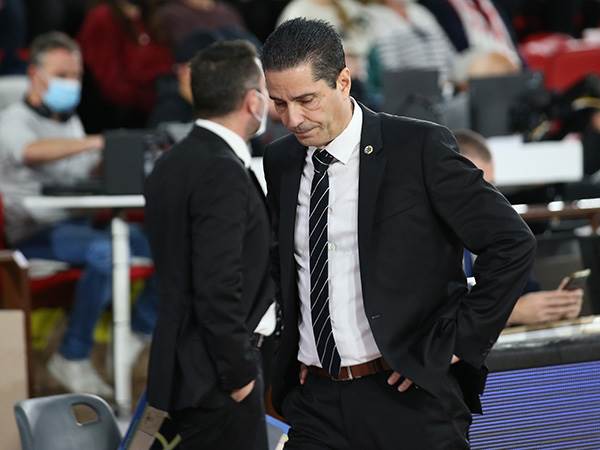 אם יש יוזמה, תופע נא מיד. ספרופולוס (צילום: אודי ציטיאט)