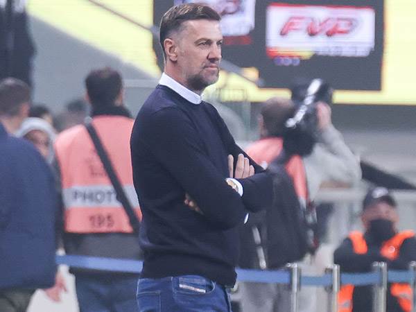 קרסטאיץ'. הרבה שיחות עם השחקנים (דני מרון)