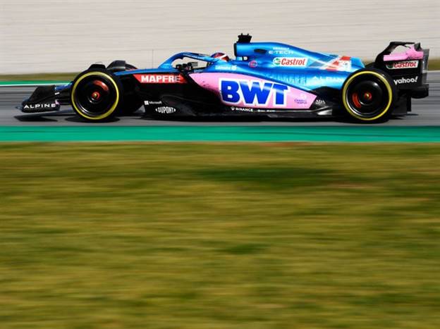 אלכסנדר אלבון