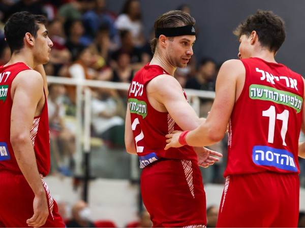 "כשמבינים שזה פלייאוף, זה נראה אחרת" (מאור אלקסלסי, מנהלת)