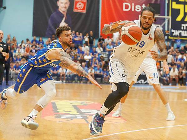 ווילבקין ובאב. הרבה יקום וייפול על הגארדים הפותחים (אלן שיבר)