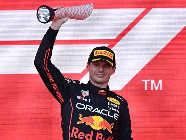 ניצחון חמישי ב-8 מירוצים. ורסטאפן (GETTY)