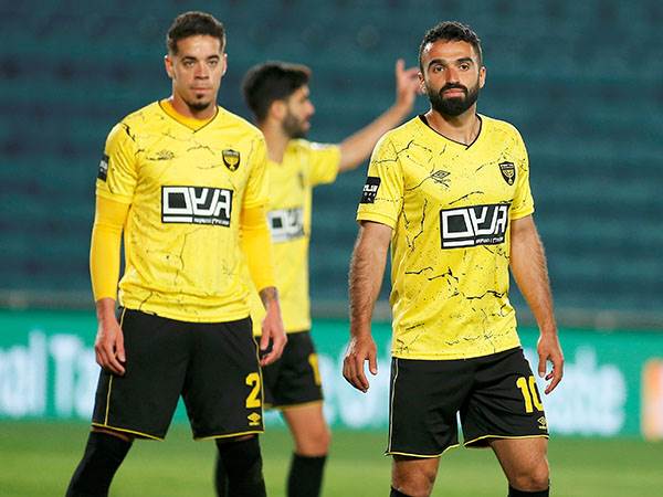 עומדים לפני ימים גורליים (אלן שיבר)