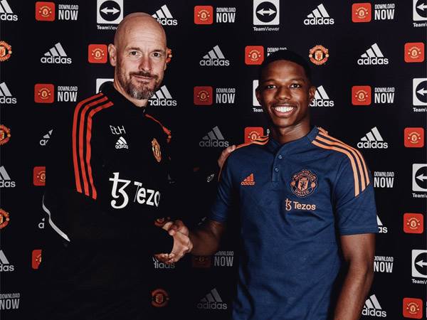 (מנצ'סטר יונייטד, האתר הרשמי)