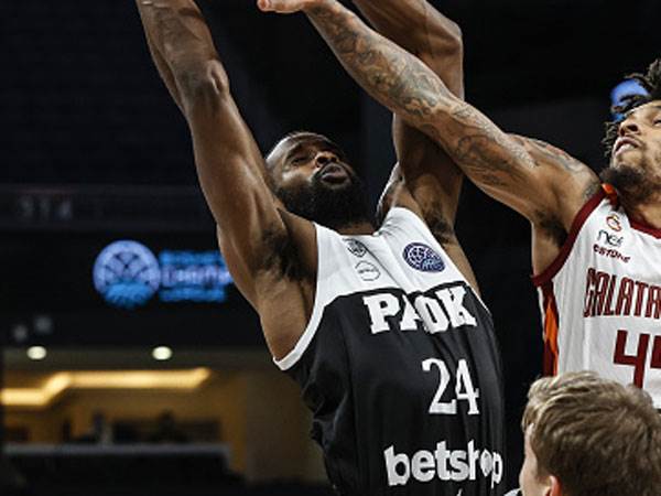 מגיע לחולון. ג'ונס (Photo by Elif Ozturk Ozgoncu/Anadolu Agency via Getty Images)