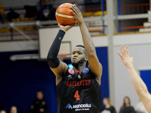 קרטר. בהרצליה חיכו לו (פיב"א)