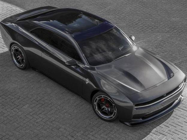 דודג' צ'ארג'ר SRT דייטונה קונספט שנחשפה הלילה. מכונית מחקר שבוחנת כיצד לממש את חזון רכב השרירים החשמלי בעתיד