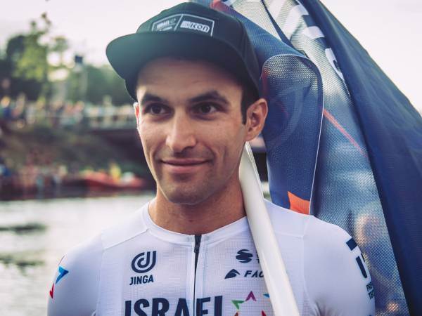 איינהורן. ישתף פעולה עם גולדשטיין בוואלטה (נועה ארנון)