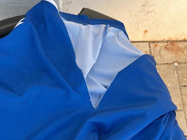 החולצה הקרועה של עידן רטה