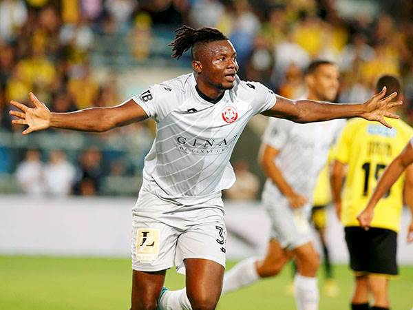 וסיסה חגג את השער הראשון (צילום: אלן שיבר)