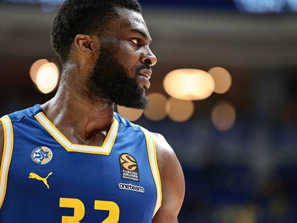 הפסד ראשון העונה (GETTY)