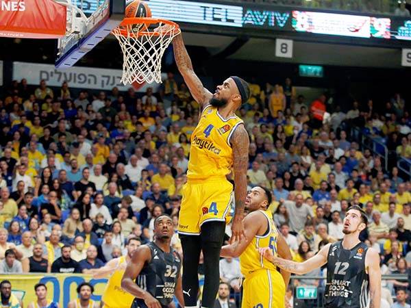 לורנזו בראון. חיבור נפלא עם ווייד בולדווין (אלן שיבר)