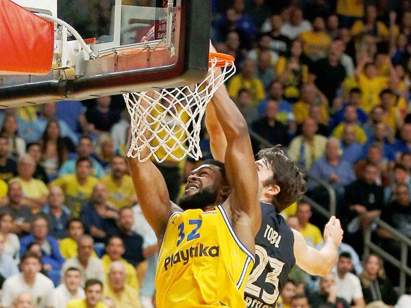 בדרך לניצחון (צילום: אלן שיבר)