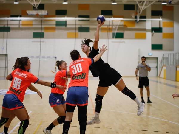 ניצחון חשוב לארזים (קרדיט: בני הרצליה)