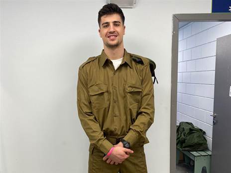 אבדיה. תורם מספיק גם לי להיות חלק מצה"ל (האתר הרשמי של מכבי ת"א)