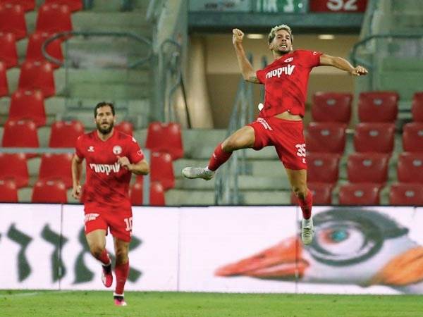 בריירו חוגג ניצחון