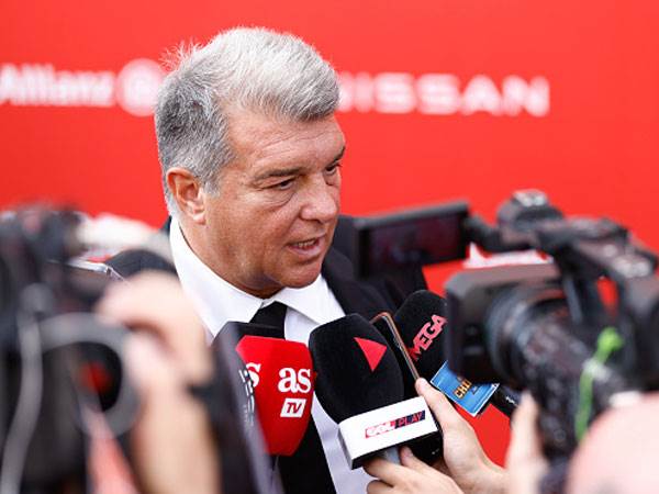 החליף את תוכניות המקור בתוכניות יקרות יותר. לאפורטה (Getty)