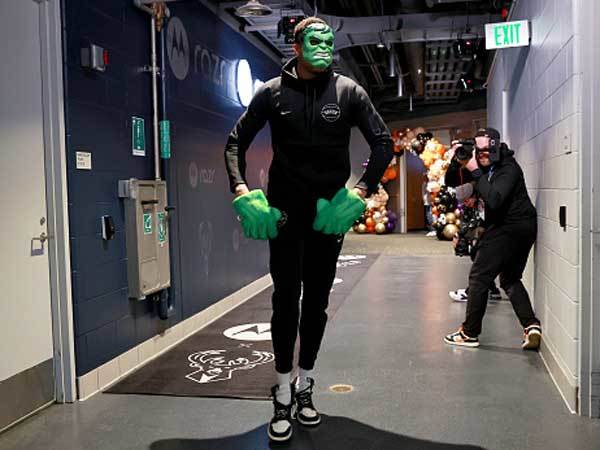 יאניס אנטטוקומפו (GETTY)