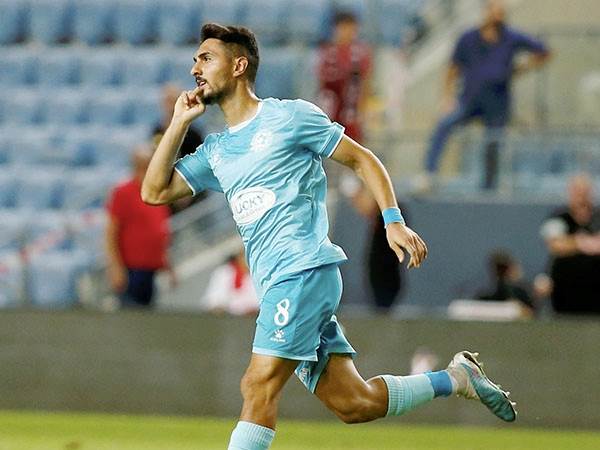 מחמיד. קיבל הצעה (אלן שיבר)