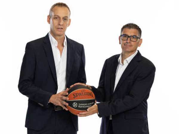 זמנים קשים מאוד גם עבורו. ברוקאל לצד קטש (GETTY)