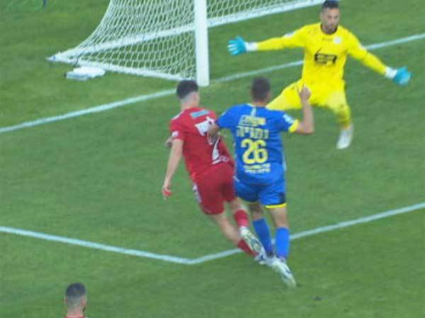 העבירה על אלטמן שזיכתה אותו בפנדל